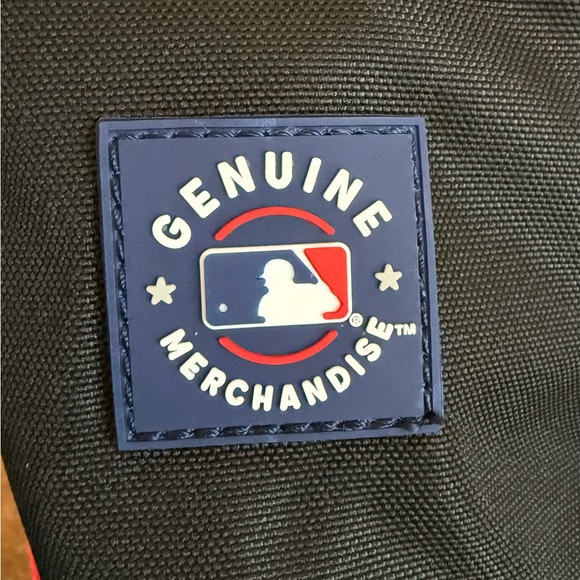 MLB Chicago Cubs Adult Size Multi-Use Backpack Officially Licensed *NEW Package* - Picture 4 of 8